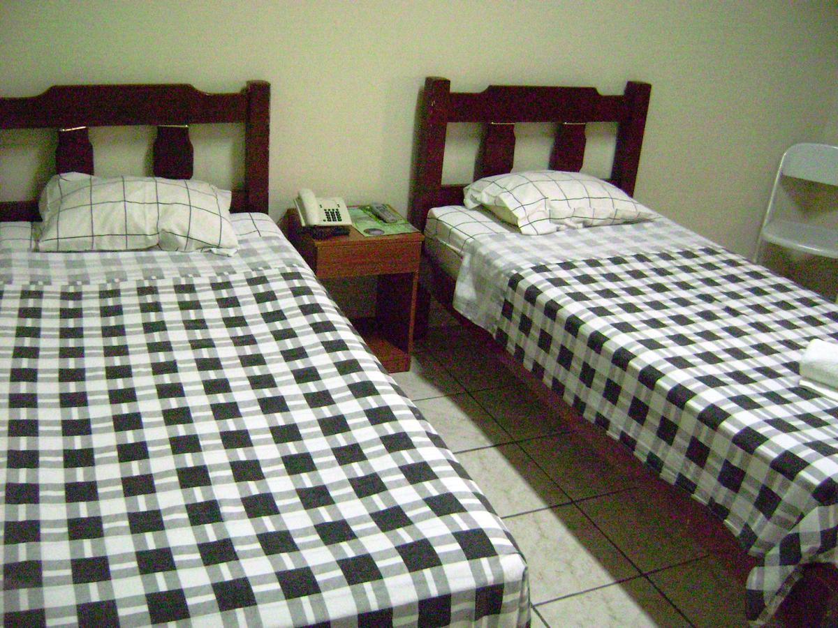 Hotel Colonial Lencois Paulista Extérieur photo